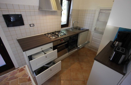 Costa Paradiso House | Villetta Shardana, feel-good house in the green, close to the sea, with a lot of comfort