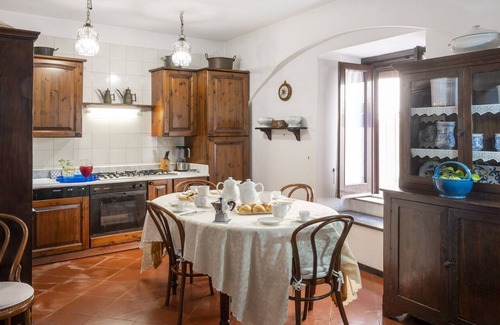 Meta Villa | Villino Il Geranio a house with antique furniture in Sorrentocoast