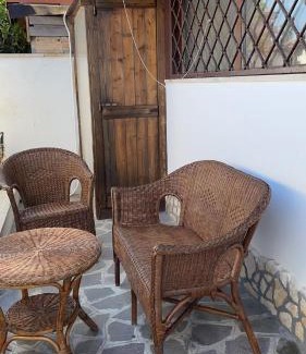 Fiumicino Villa | Villino indipendente con cortile privato 4 p letto - Sul Mare vicino Aeroporto e Fiera