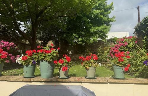 Tetbury House | Vine House