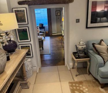 Tetbury House | Vine House