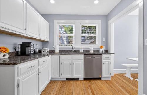 St. Elizabeth's Apartment | Vintage 5BR apt in Boston with Free Parking