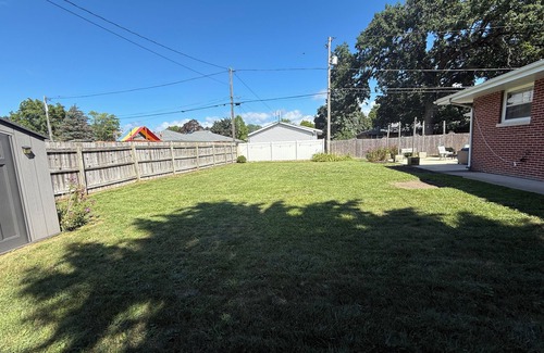 Kenosha House | Vintage Charm Meets Modern Comfort Perfect 4 Families & Traveling Professionals
