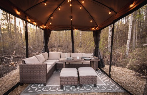 Parkland County RV Rental | Vintage Glamping