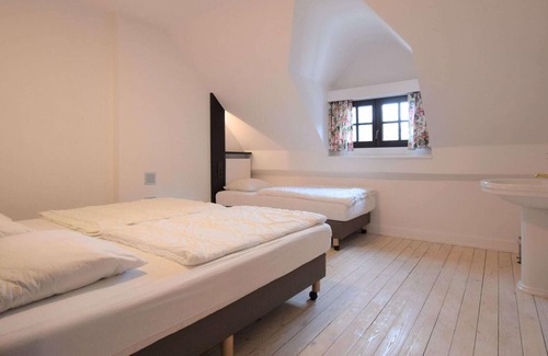 Creppe Villa | Vintage Villa with Jacuzzi and Infrared Sauna