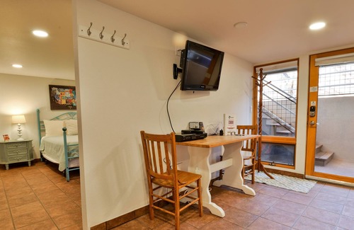 Moab Cottage | Violet at StellaRuby Cottages