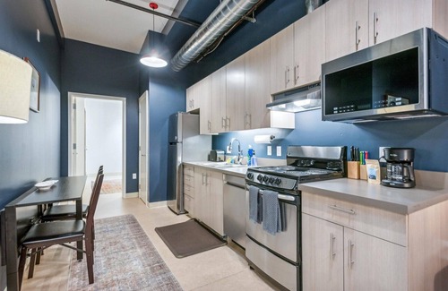 Belmont Hotel | Violet Suites PDX