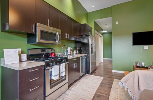 Belmont Hotel | Violet Suites PDX