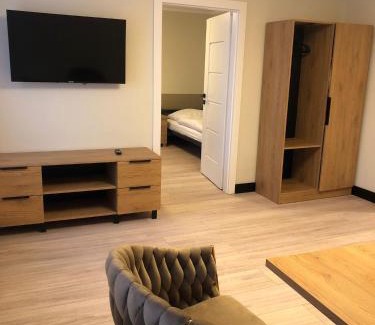 Schwedt/Oder Apartment | VIP Apartment 4A 2 Zi 40qm Küche Bad