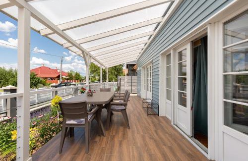 Gardony House | VirágLak