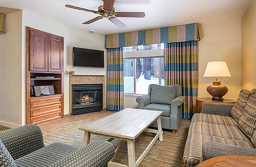 Round Hill Village Resort | Visit the Snow-capped Sierra Mountains!