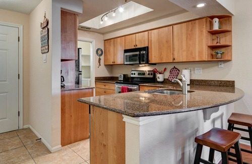 Highland Lake Estates Condo | Vista Azul on The Island; a unique and relaxing lake living experience.