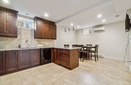 Fox Point Apartment | Vista Del Mar 596 - Lower Level Retreat