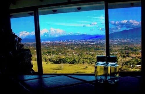 San Isidro Apartment | Vista Hermosa-Views above San Jose-20 mins to SJO