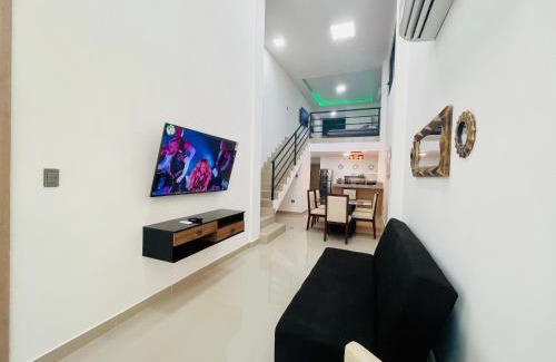 Guayaquil Apartment | Vista Hills Loft & Jacuzzi a 10min Consulado Americano