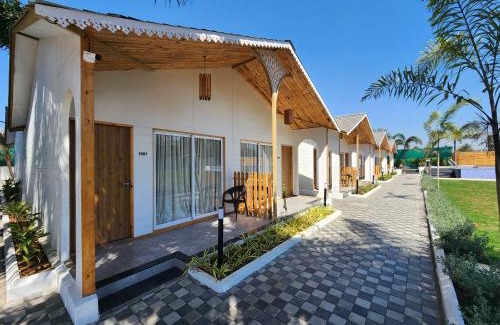 Daman Hotel | VITS Daman Devka Beach