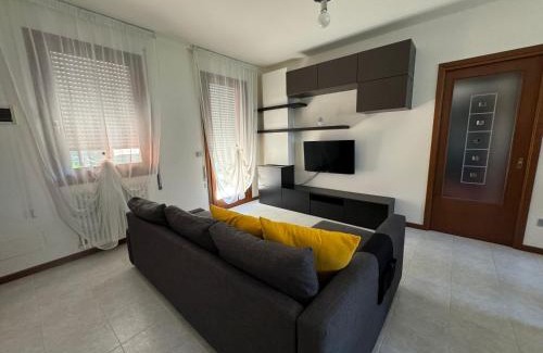 Noventa di Piave Apartment | Vittoria apartment - near outlet