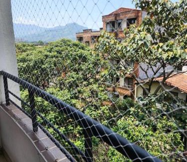 Sabaneta Apartment | Vivienda Céntrica y Acogedora