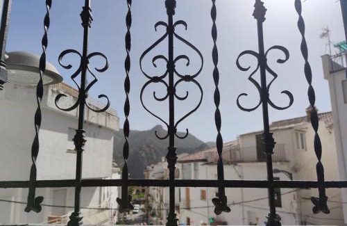 Guejar Sierra Apartment | Vivienda en El Centro de Guejar Sierra