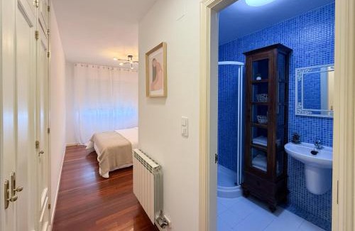 Sigueiro Apartment | VIVIENDA OLGA, piso tranquilo con parking a 10 min de Santiago