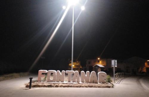 Fontanar House | Vivienda Turística de Alojamiento Rural "El Pino"