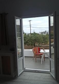 Milopotas Apartment | Vlastos 3
