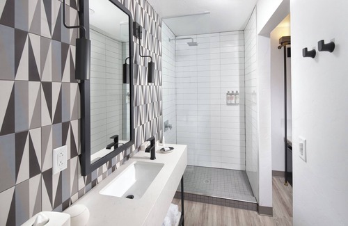Downtown Tucson Hotel | voco The Tuxon by IHG