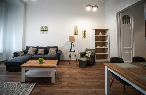 Baja Apartment | Volenter Lux Apartment Uno