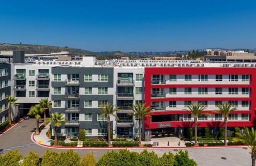 Grantville Apartment | Vora Mission Valley East: Stylish 1-Bedroom Apartment in San Diego