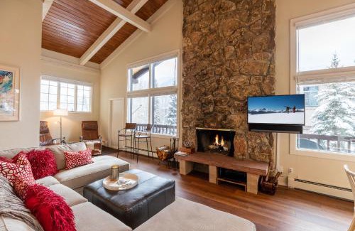 Vail Apartment | Vorlaufer by Vail Realty