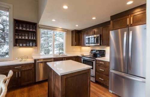 Vail Apartment | Vorlaufer by Vail Realty