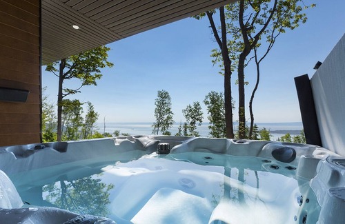 Saint-Joseph-de-la-Rive Ski Chalet | Vrbo Property