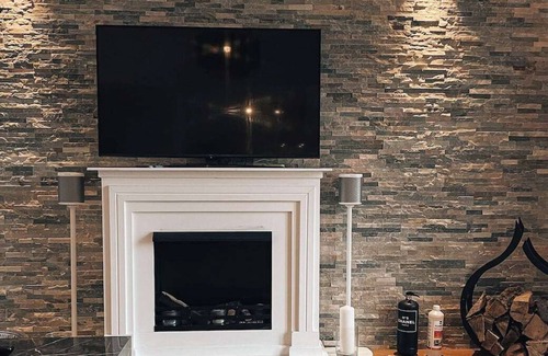 Weyhe Apartment | Vrbo Property