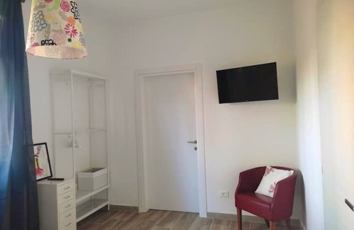 Ro Apartment | Vrbo Property