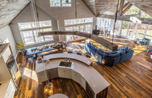 Jamaica House | VT Family Oasis - 10 Mins to Stratton