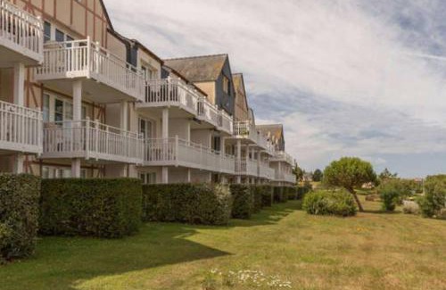 Arzon Apartment | Vue sur le port de crouesty, tout à pied