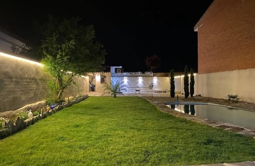 Totanes Apartment | VUT Mandres