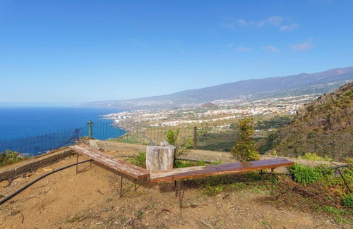 Icod el Alto Cabin | VV EL DRAGO IN FINCA ECOLOGICA LA ESPIRAL, NATURE, CALM, AND SEA VIEW