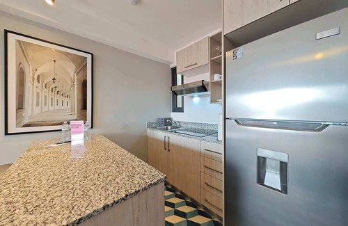 Santa Ana Apartment | w* | Bright & Modern Loft w/AC in Santa Ana