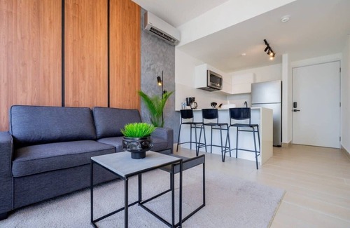 San Francisco Apartment | w* | Striking 1BR Condo in San Francisco