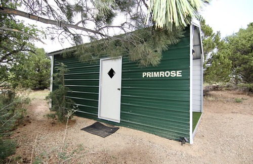 Monticello Cabin | W-W: Primrose Cabin, Glamour Camping in Tiny Home Glamping Villa