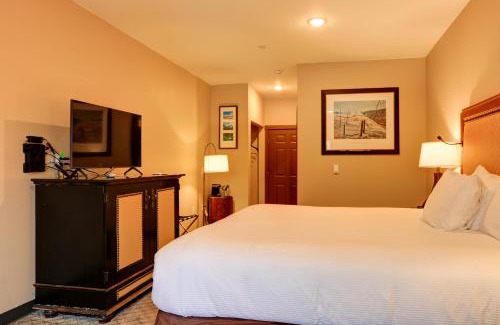 West Yellowstone Hotel | Wagon Wheel Hotel