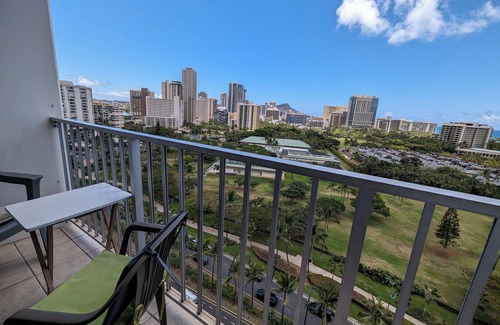 Waikiki Apartment | Waikiki Studio with beautiful view and minutes to beach.