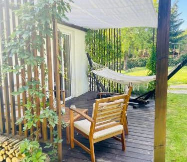 Mikolajki House | Wakajki - domek z balią blisko jeziora i centrum Mikołajek