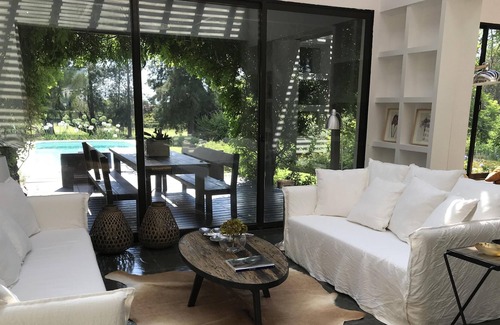 Montevideo Department Villa | Wake up in the middle of nature, with golf and private swimming-pool