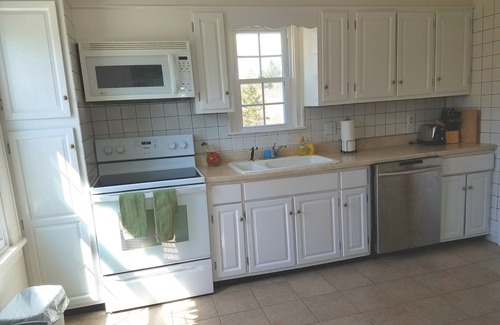 Westbrook Center House | Wake up with Views of the Ocean