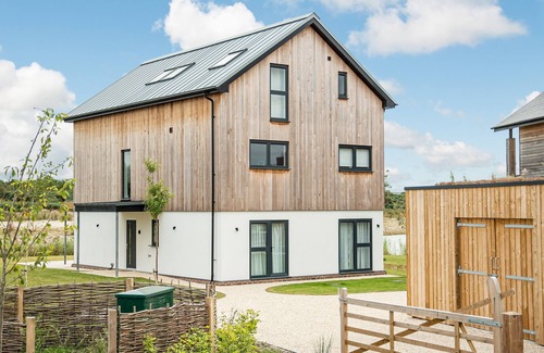 Holworth House | Wakeling Island 11 (WI11), Silverlake, Dorset