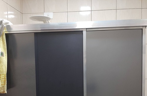 Jaboticabal House | Waking up to the birds chirping