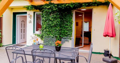 Mirow Apartment | -Waldhaus-Fewo 3