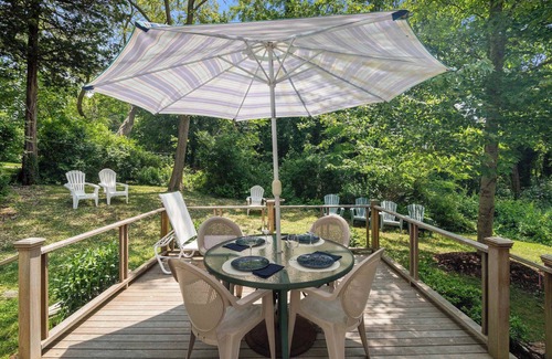 East Orleans House | Walk to Beach, Close to Town!